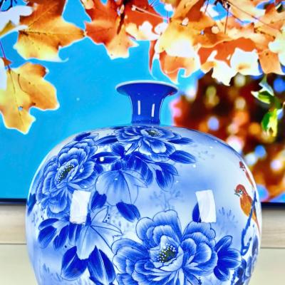 bình hút tài lộc, bình hút tài lộc vẽ tay, bình hút lộc hoạ tiết chim hoa, gốm sứ trung quốc